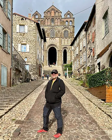 Roman v meste Le-Puy-en-Velay.