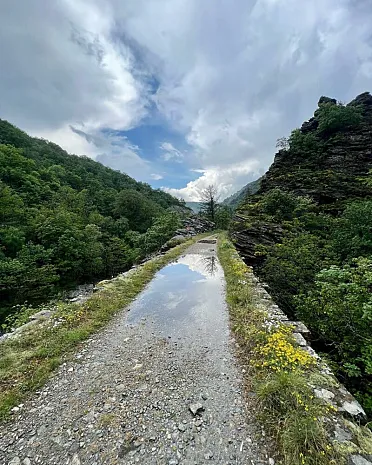 Chodník po bývalej železnici.