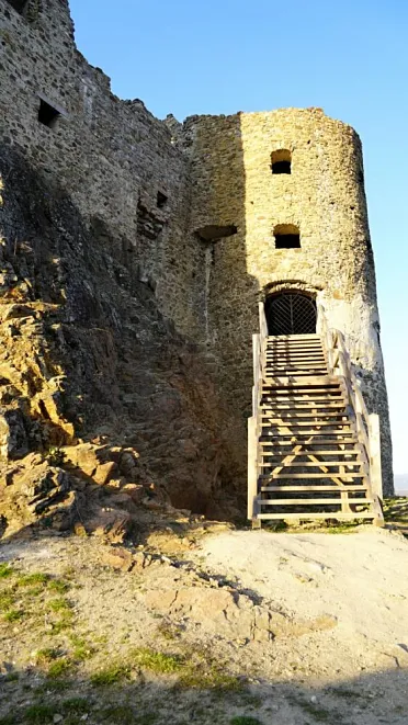 Obnovená delová bašta.