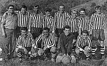 Začiatky futbalu v obci.