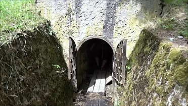 Vstup do štôlne od Malej Richňavy má výšku asi len 160 cm.