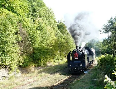 Jazda historického parného vlaku na Slovenskom Semmeringu.