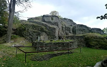 Zrúcanina hradu Sitno