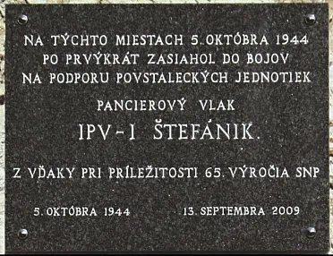 Pamätná tabuľa pri tuneli Kečka.