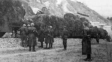 Pancierový vlak v Hornom Harmanci.