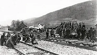 Mníšek nad Hnilcom.