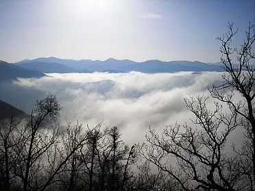 Na jeseň sa niekedy podarí zachytiť aj inverziu.