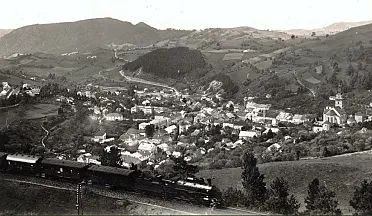 Vláčik nad Kremnicou.