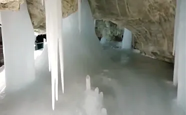 Ľadová výzdoba ktorú už nie je možné vidieť.