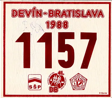 Štartové číslo s podpisom Gaba Zelenaya, z behu Devín - Bratislava, na ktorom som si zabehol.