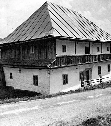 Dom v Kremnických Baniach