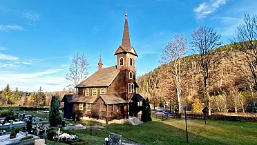 Kostol sv. Anny s cintorínom