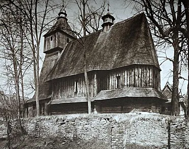 Rímskokatolícky drevený kostol sv. Františka z Assisi
