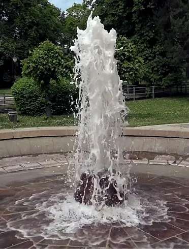 Gejzír po niekoľkých minútach