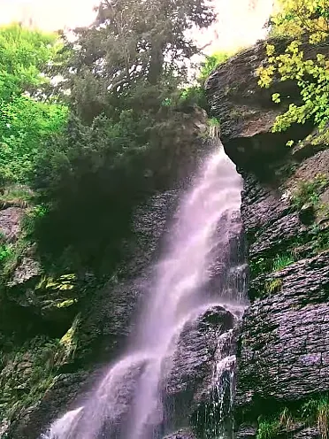 Oficiálny názov je Vodopád Bystrého potoka