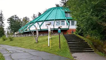 Vstupný areál do jaskyne