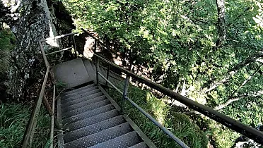 Prístup na vrchol je po schodoch