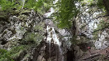 Spodná časť Závojového vodopádu