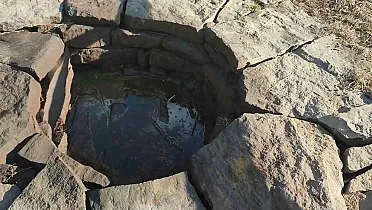 Tu vyviera ropa