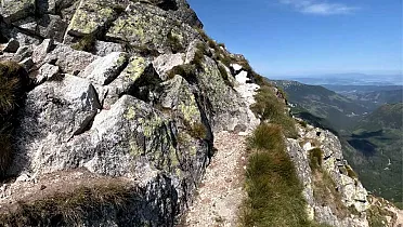 Úzky chodník na vrchol