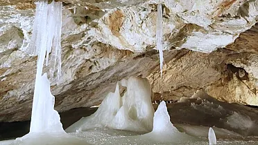 Dobšinská ľadová jaskyňa