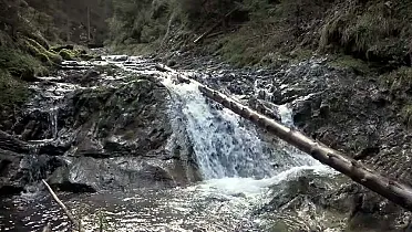 Jeden z menších vodopádov