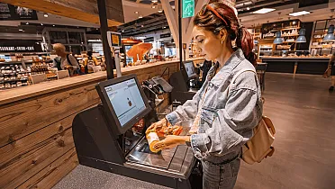 Samoobslužné pokladne v slovenských reťazcoch čaká zmena