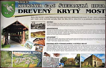 Informačná tabuľa pri moste