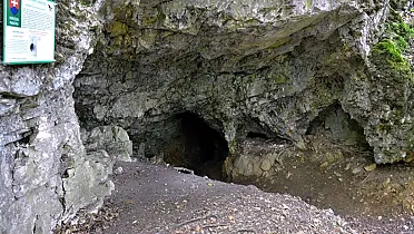 Vstup do jaskyne