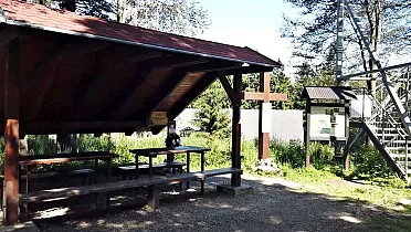 Oddych pod rozhľadňou