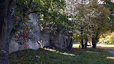 Zrúcanina kostola na Vrchhore