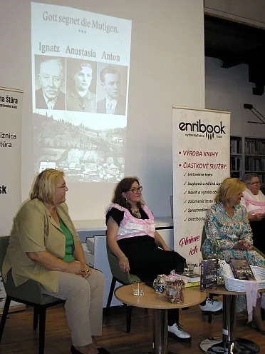 Hlavní hrdinovia románu