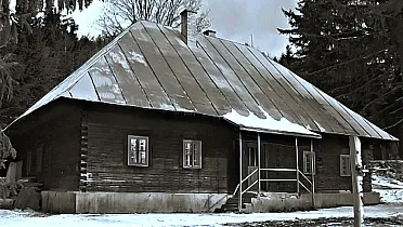 Chata pred rekonštrukciou v roku 2005