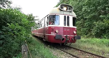 Historický motorový vlak v Starej Kremničke