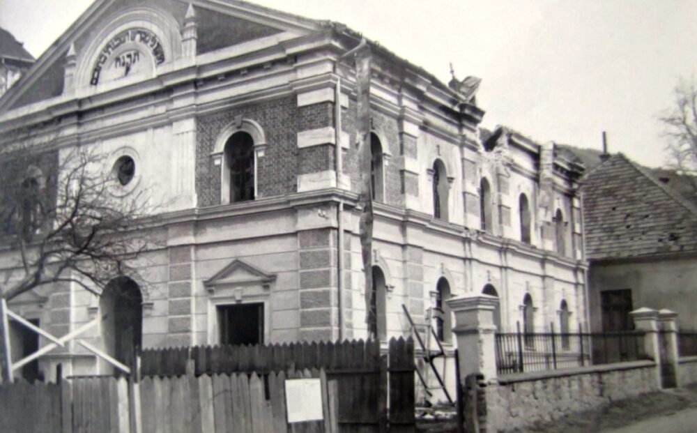 Po vojne už nebola synagóga opravená.