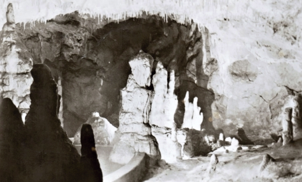 Harmanecká jaskyňa v minulosti.